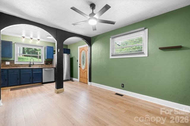 248 Hemlock Street, Hudson, NC 28638