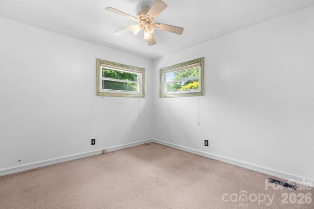 248 Hemlock Street, Hudson, NC 28638