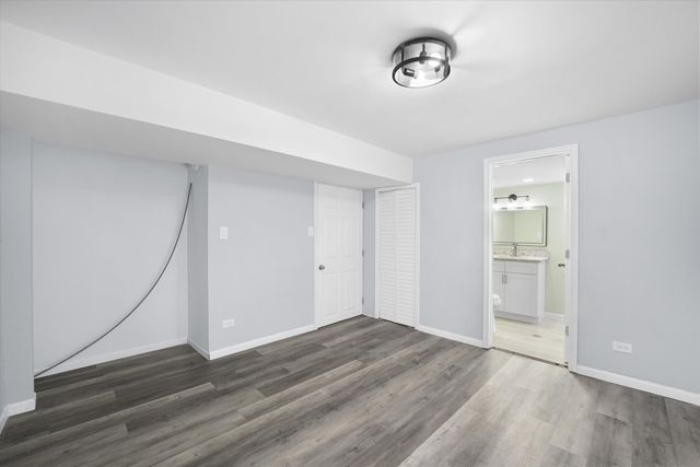 13228 S Rhodes Avenue, Chicago, IL 60827