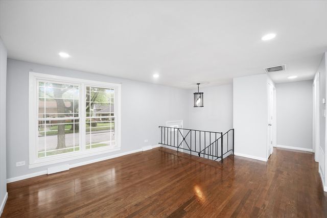 13228 S Rhodes Avenue, Chicago, IL 60827