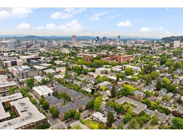 1526 Nw 24TH Ave, Portland, OR 97210