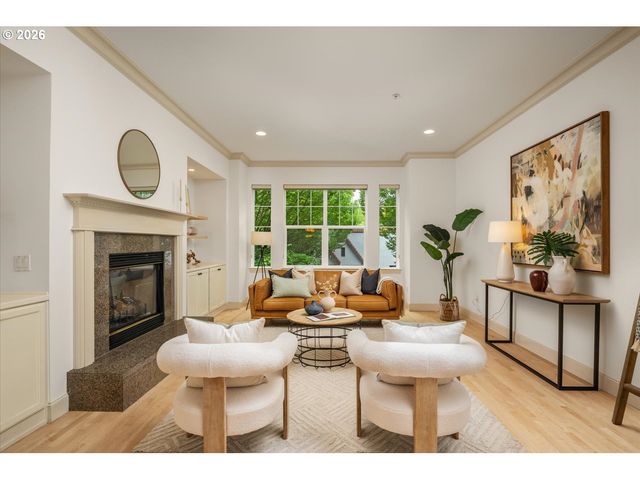1526 Nw 24TH Ave, Portland, OR 97210