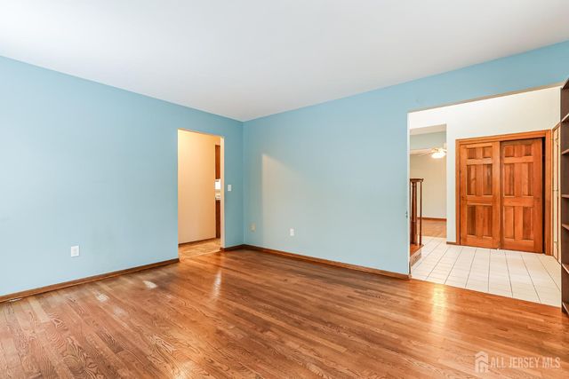 6 Cedar Hill Terrace, Hillsborough, NJ 08844