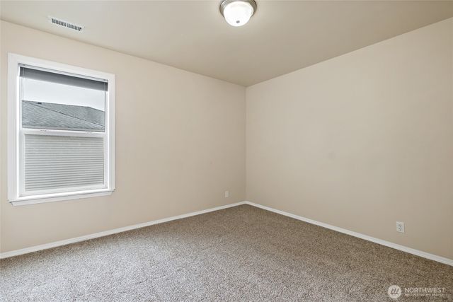 908 Daffodil Avenue NE, Orting, WA 98360