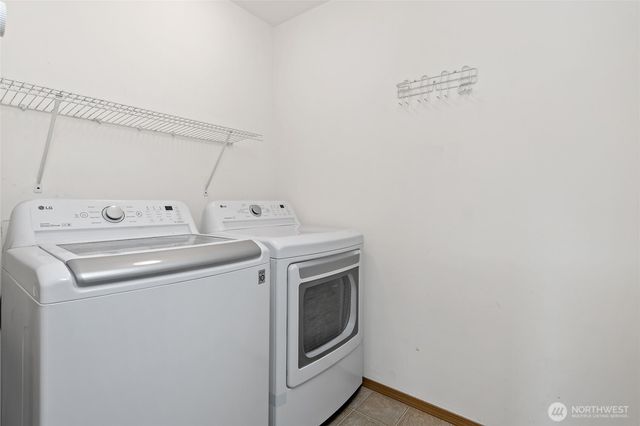 908 Daffodil Avenue NE, Orting, WA 98360