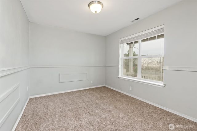 908 Daffodil Avenue NE, Orting, WA 98360