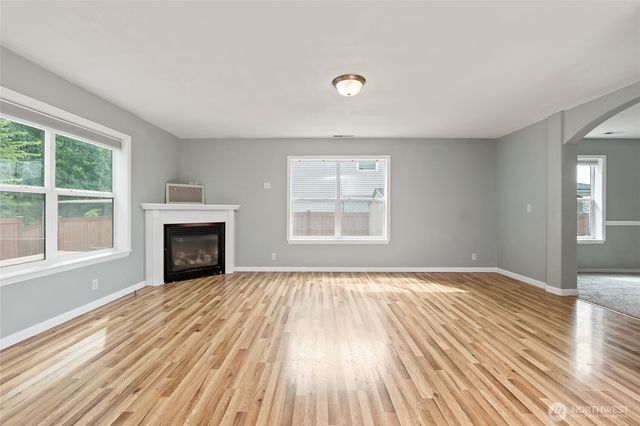 908 Daffodil Avenue NE, Orting, WA 98360
