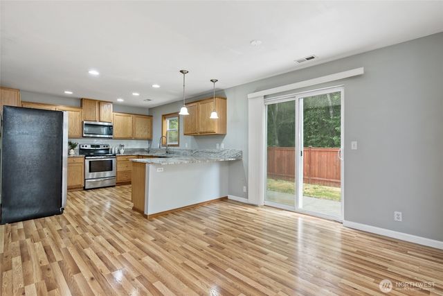 908 Daffodil Avenue NE, Orting, WA 98360