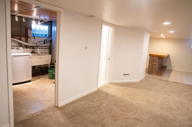 3148 Rockacres Court, Cincinnati, OH 45239
