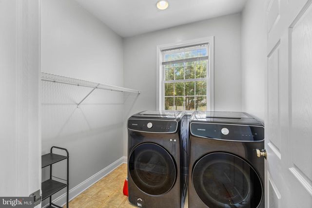 271 SQUIRE LN, Lititz, PA 17543