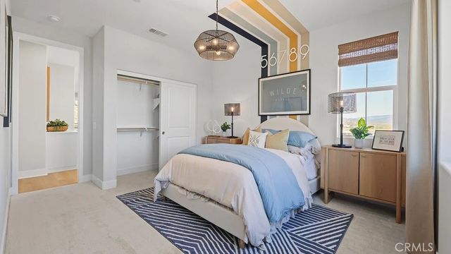 26661 Solstice Lane, Valencia, CA 91381