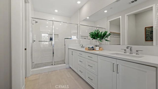 26661 Solstice Lane, Valencia, CA 91381