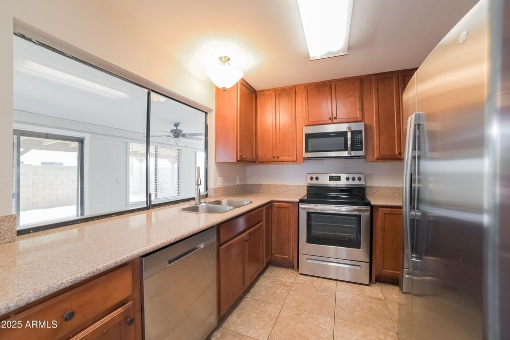 4857 W TOWNLEY Avenue, Glendale, AZ 85302 — photo 3