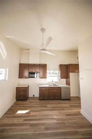 2020 14TH AVENUE S, St Petersburg, FL 33712