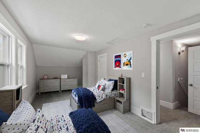 3936 N 39 Street, Omaha, NE 68111