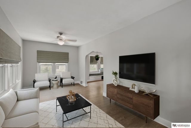 3936 N 39 Street, Omaha, NE 68111