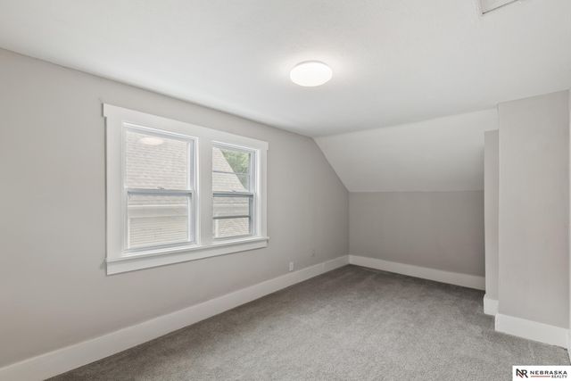 3936 N 39 Street, Omaha, NE 68111