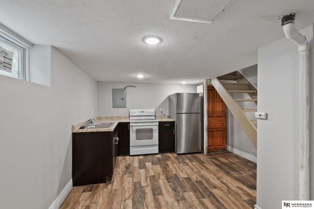 3936 N 39 Street, Omaha, NE 68111