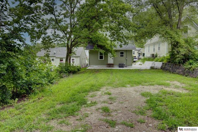 3936 N 39 Street, Omaha, NE 68111