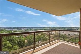 309 YOAKUM PKWY #1218, Alexandria, VA 22304