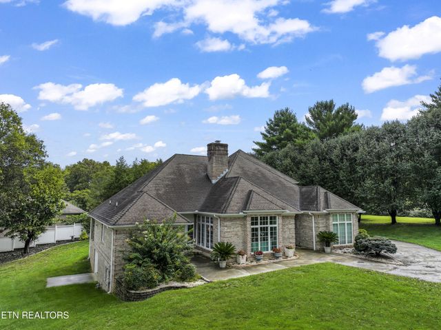 108 Deerfield Lane, Oak Ridge, TN 37830