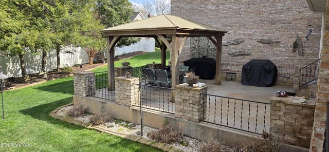 108 Deerfield Lane, Oak Ridge, TN 37830