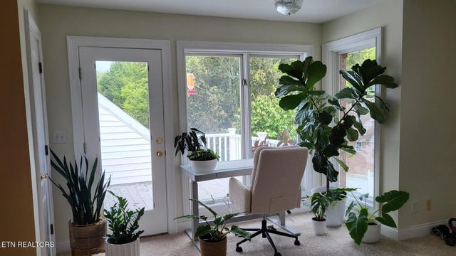 108 Deerfield Lane, Oak Ridge, TN 37830