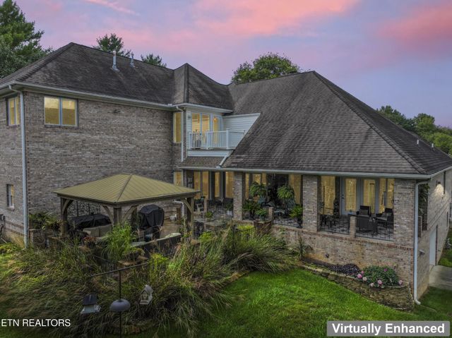 108 Deerfield Lane, Oak Ridge, TN 37830