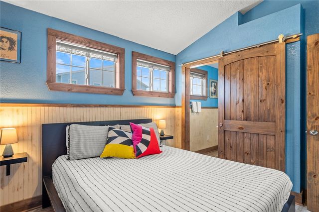 1607 S 11th St, Port Aransas, TX 78373