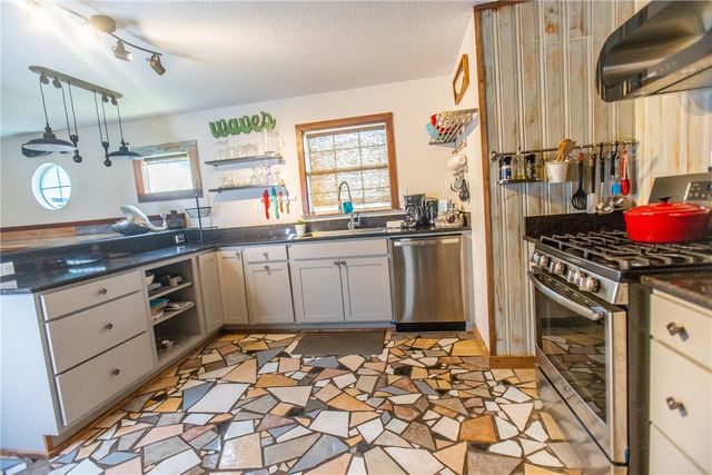 1607 S 11th St, Port Aransas, TX 78373