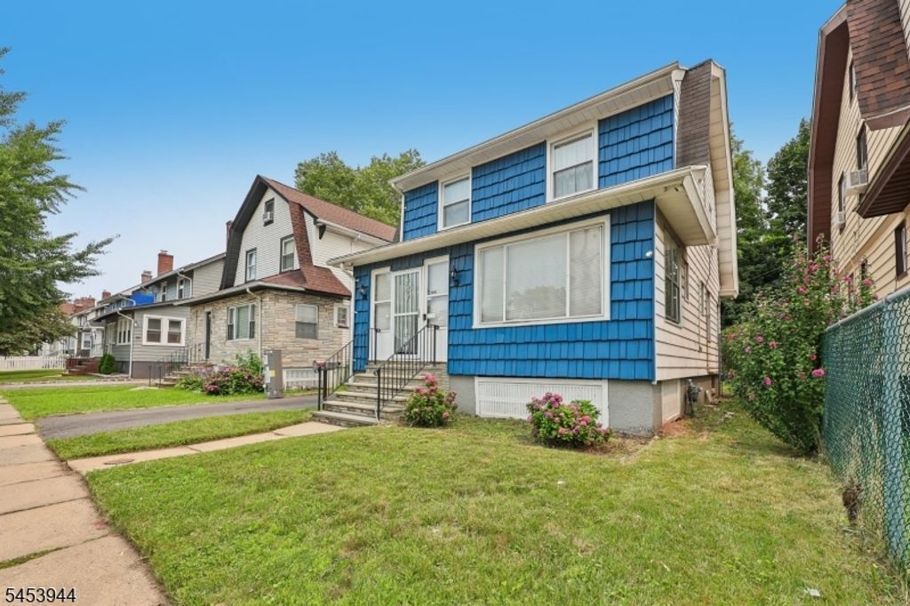 164 Freeman Ave, East Orange City, NJ 07018 — photo 3
