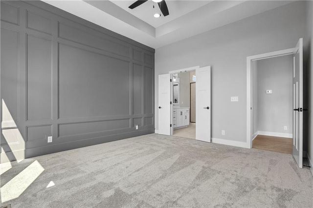 4830 NW Huonker Court, Riverside, MO 64150