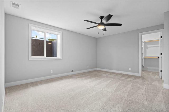 4830 NW Huonker Court, Riverside, MO 64150