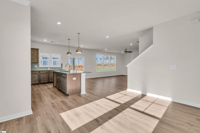 2020 Halton Oaks Drive, Spartanburg, SC 29303