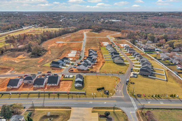 2020 Halton Oaks Drive, Spartanburg, SC 29303