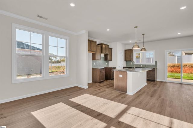 2020 Halton Oaks Drive, Spartanburg, SC 29303