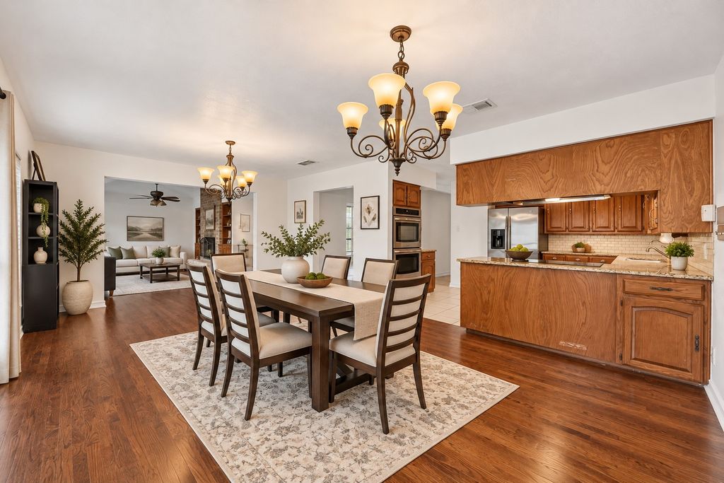 2351 Jenson Court, Fort Worth, TX 76112 — photo 5