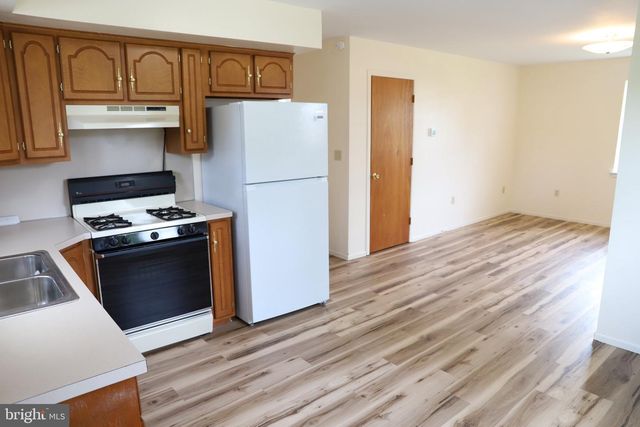 3963 WASHINGTON ST #REAR, Bethlehem, PA 18020
