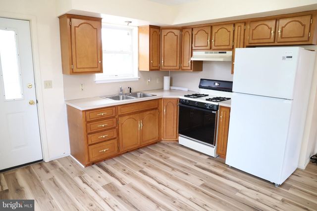 3963 WASHINGTON ST #REAR, Bethlehem, PA 18020