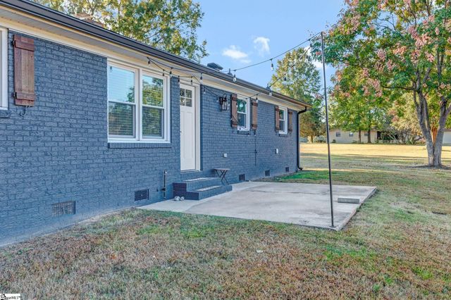 907 Highway 14, Simpsonville, SC 29681