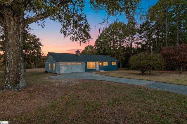 907 Highway 14, Simpsonville, SC 29681
