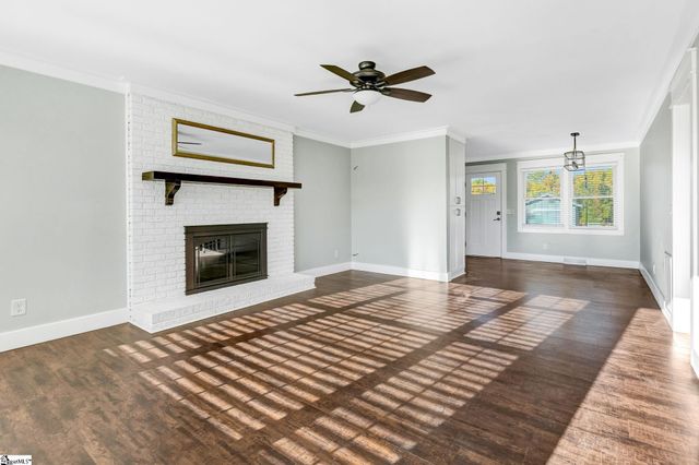 907 Highway 14, Simpsonville, SC 29681