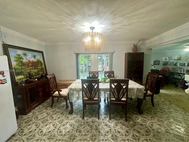 659 W 14th St, Hialeah, FL 33010