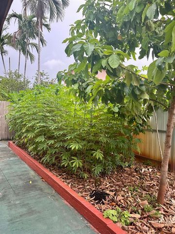 659 W 14th St, Hialeah, FL 33010