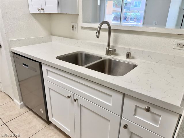 8101 West Flamingo Road 1162, Las Vegas, NV 89147