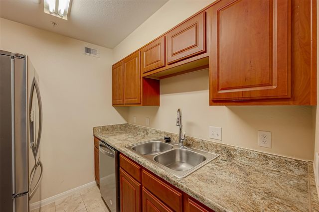 8415 Hearth Drive 21, Houston, TX 77054