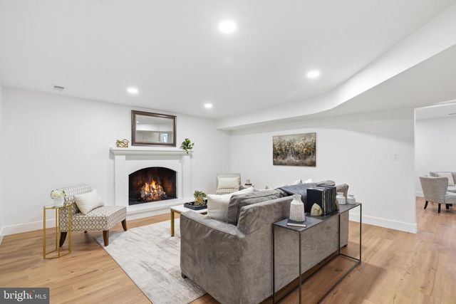 4908 WOODLAND WAY, Annandale, VA 22003