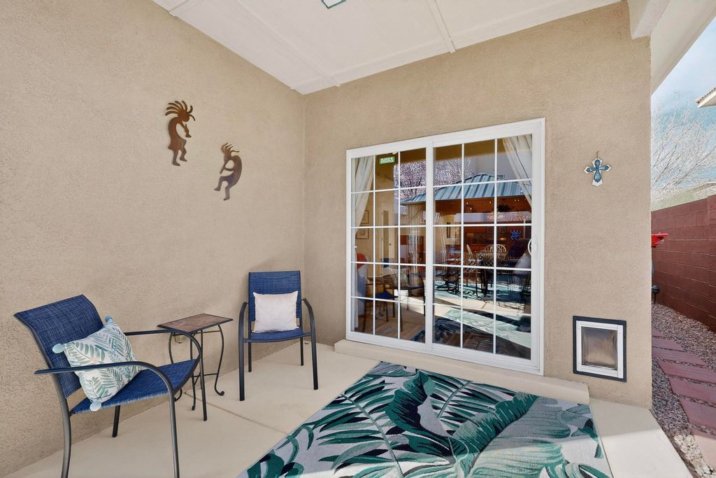 Image 27 of property listing at 7104 Boxwood Avenue NE, Albuquerque, NM 87113