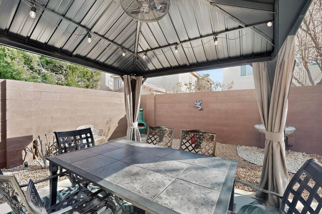 Image 29 of property listing at 7104 Boxwood Avenue NE, Albuquerque, NM 87113