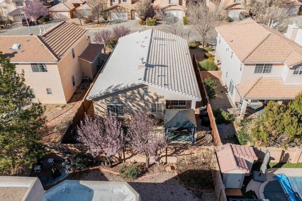 Image 38 of property listing at 7104 Boxwood Avenue NE, Albuquerque, NM 87113